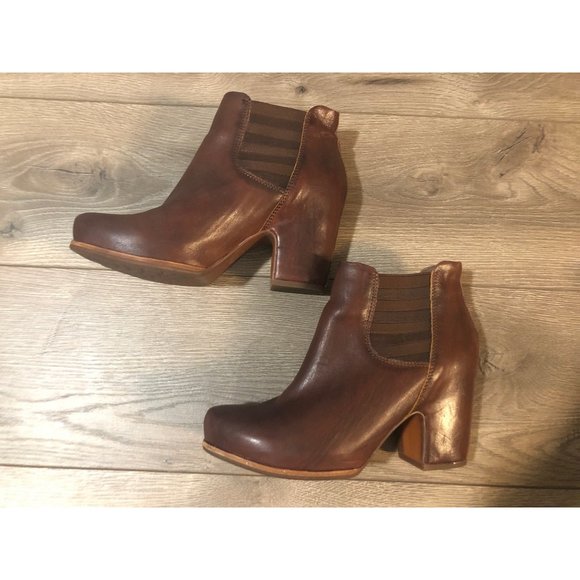 Kork-Ease Brown Ankle Boots - Picture 4 of 11
